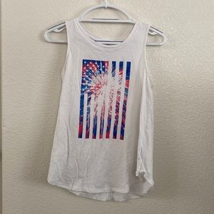 I am selling this Old Navy tank top size Small